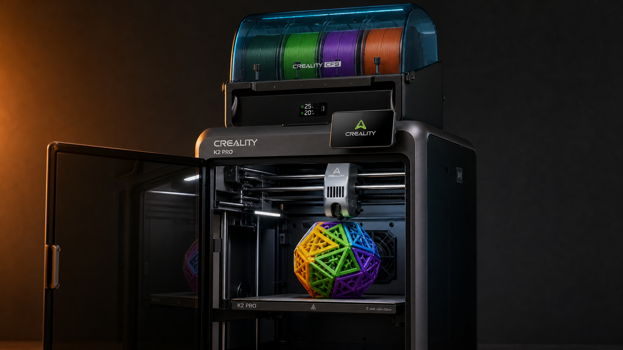 Drukarka Creality K2 Pro Combo podczas druku kolorowego elementu – usługa druku 3D Jamar-tech